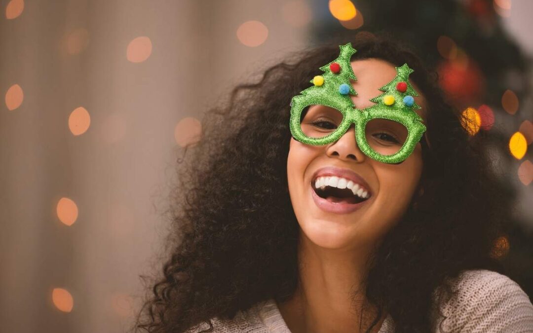 Invisalign Over the Christmas Holidays: Can You Straighten Your Teeth Without Disrupting Festivities?