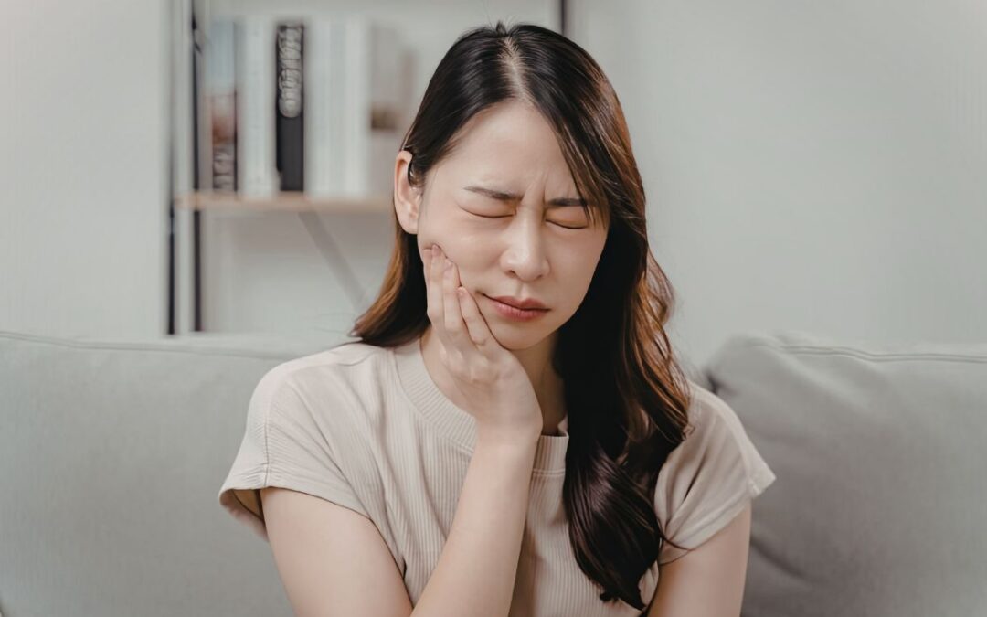 Can a Tooth Infection Reach Your Jaw? Warning Signs, Complications, and Treatment Options