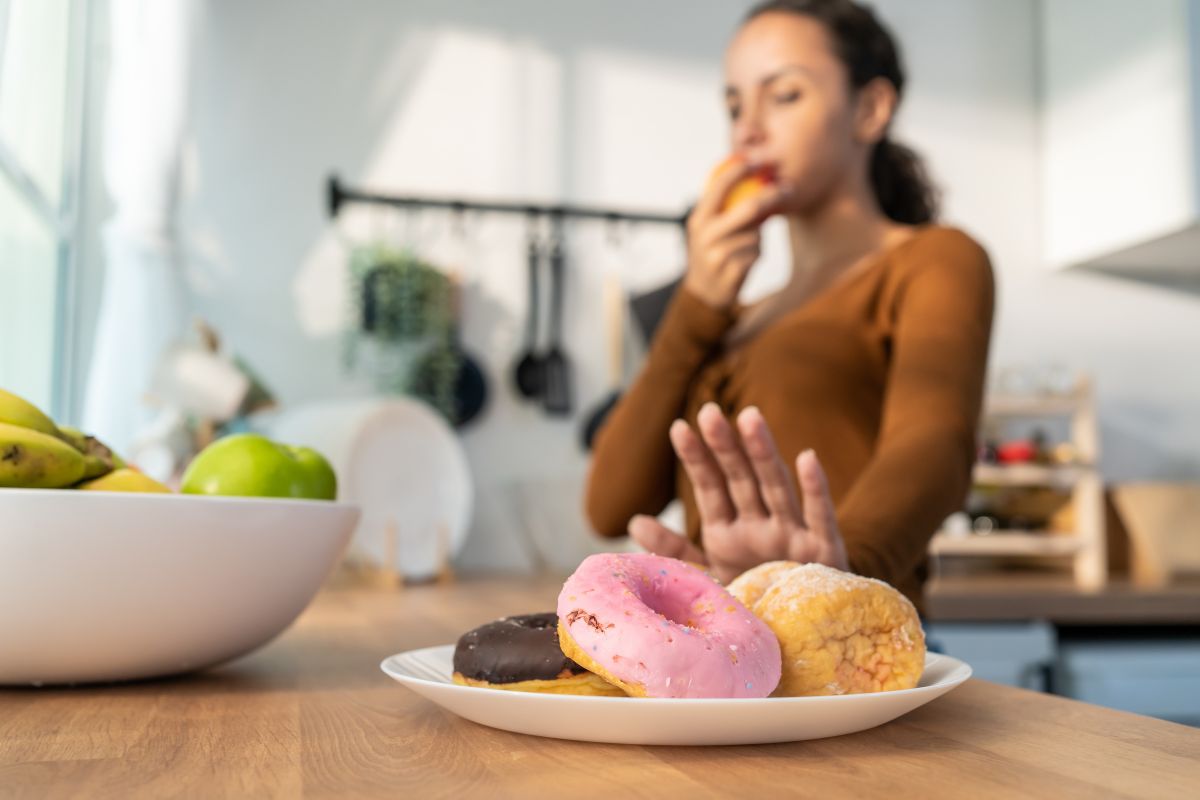 Foods-to-Avoid-With-Veneers Foods to Avoid With Veneers